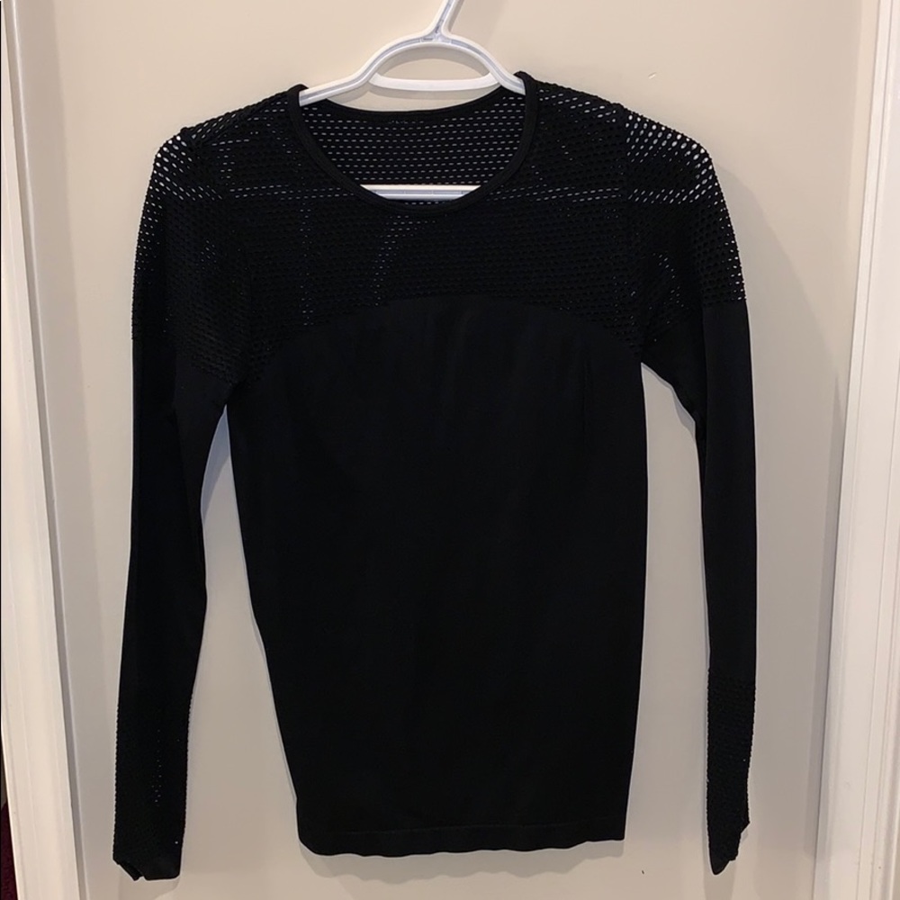 workout shirt